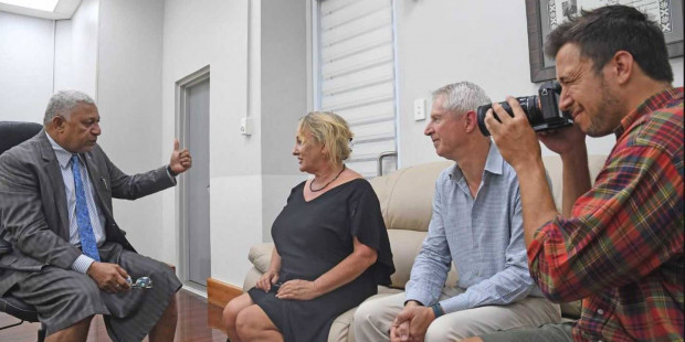 Fiji PM Frank Bainimarama with NZ journalists Melanie Reid Mark Jennings and Hayden Aull.