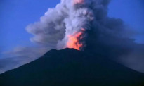 巴厘岛火山喷发 4架东航飞机前往协助中国游客回国
