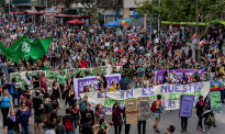 智利首都骚乱持续：示威者抢烧大学校园