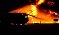 奥克兰中区今晨发生大火：上百名消防员扑火，居民被警告关紧门窗