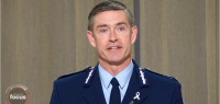 抱怨公众双标，新西兰警察局长被骂惨了
