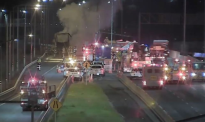 “像战争现场！”装危险品的卡车突然在奥克兰高速发生爆炸，火焰高达50米！