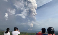 菲律宾旅游胜地火山喷发，机场航班大乱上万人撤离