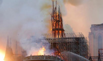 法国专家：无法保证巴黎圣母院不倒 拱顶可能下周就会坍塌
