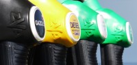 新西兰汽油价格还要继续飙升！圣诞节期间，91号汽油价格将达到……
