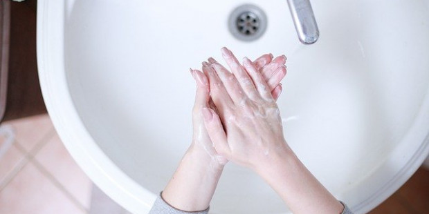 hand washing 4818792 640 v2