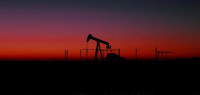 高盛：今夏原油价格或突破每桶140元