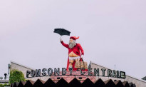速来围观圣诞老人穿渔网袜，就在Ponsonby！