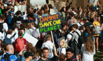 今天，数千中小学生再次为气候变化罢课！