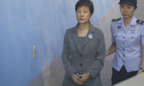 韩“亲信干政案”崔顺实被判18年，罚款200亿韩元