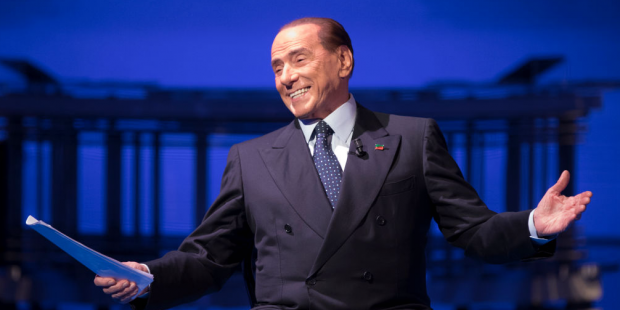 Silvio Berlusconi FillWzYyMCwzMTBd v2