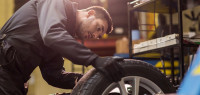 保养汽车轮胎要注意哪些问题？如何购买新轮胎呢？