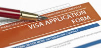 这一工资标准今日生效 移民局调整签证申请审理顺序