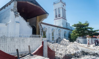 海地震后的一天一夜：危机好像永远没有停歇的时候
