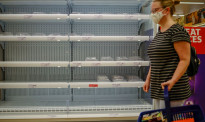 英国食品供应紧张：超市爆发抢购潮，货架已空空如也