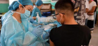 儿童也能打了！中国多地启动3至11岁人群新冠疫苗接种