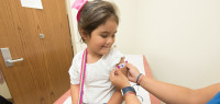 卫生部驳斥假消息：没有儿童在奥克兰北岸疫苗接种点晕倒
