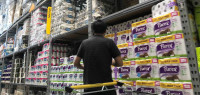 超市警告为防止抢购可能会限购，国会议长建议人们“囤点东西”？