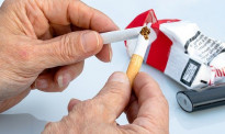研究显示，吸烟者更有可能在感染新冠后患重病或死亡