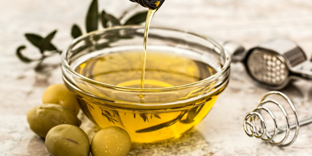 olive oil 968657 1920 v2