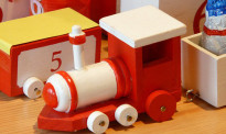 火车套装对幼儿构成窒息风险，奥克兰玩具批发商被罚款