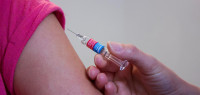 冰川一角：纽约恐有“数百人”已感染骨髓灰质病毒 卫生官员呼吁接种疫苗