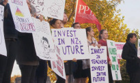 教师工会拒绝教育部加薪方案，将恢复罢工