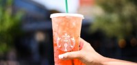 星巴克果汁饮料“0水果”，遭消费者集体提告！