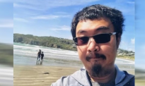 警方仍在寻找失踪的华人男子，公众在海滩上发现潜水装备和智能手表