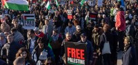 伦敦30万人游行吁以色列停火 极右人士与警爆冲突