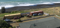 新西兰版邻居大战：用集装箱封死你家海景，你能拿我怎样？