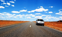 太多国际游客死于车祸 赴澳旅游先背交通规则？